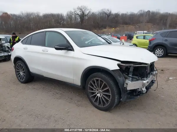 W1N0J8EB2PG135979 2023 MERCEDES-BENZ GLC - Image 1