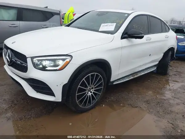 W1N0J8EB3MF870729 2021 MERCEDES-BENZ GLC - Image 2