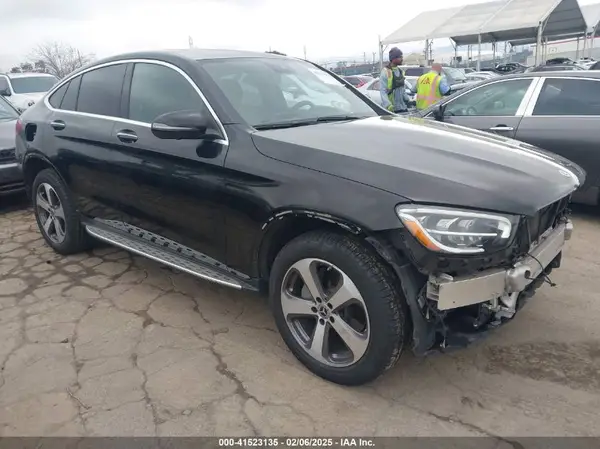 W1N0J8EB4MF913992 2021 MERCEDES-BENZ GLC - Image 1