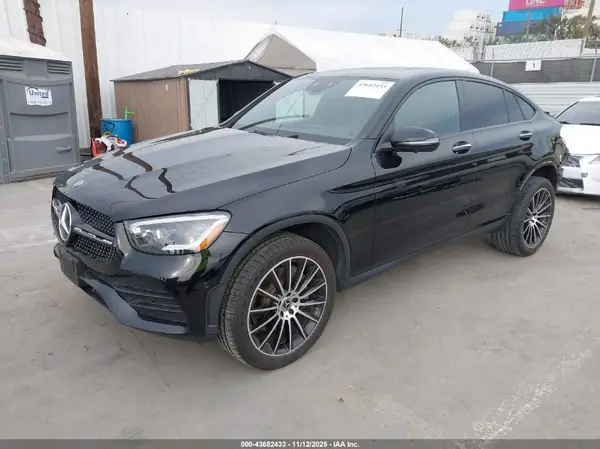 W1N0J8EB4NG067262 2022 MERCEDES-BENZ GLC - Image 2