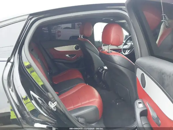 W1N0J8EB4NG067262 2022 MERCEDES-BENZ GLC - Image 8