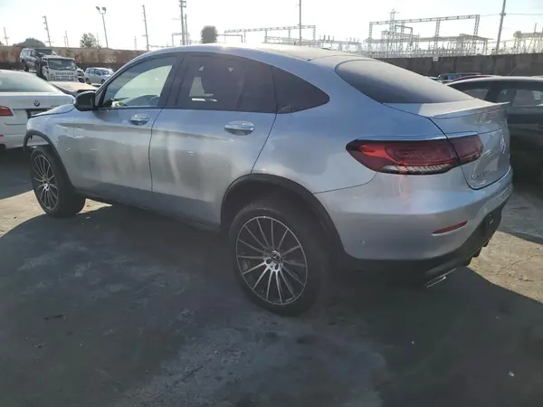 W1N0J8EB5NG016272 2022 MERCEDES-BENZ GLC - Image 2