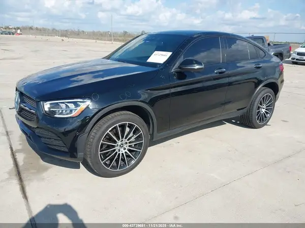 W1N0J8EB6NG041665 2022 MERCEDES-BENZ GLC - Image 2