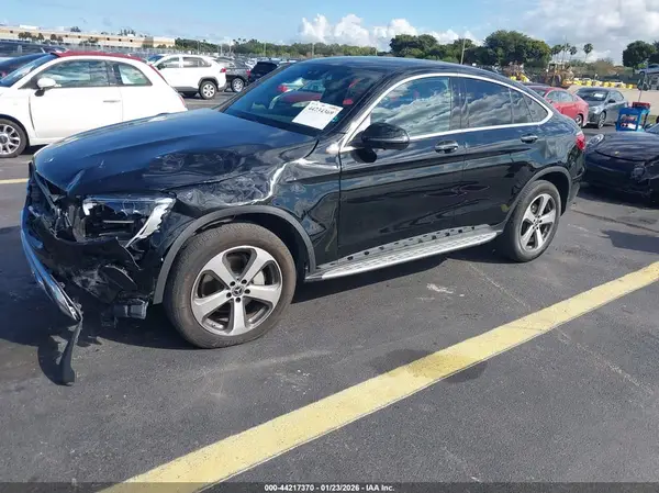 W1N0J8EB6PG166877 2023 MERCEDES-BENZ GLC - Image 2