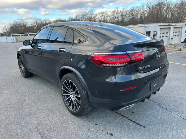 W1N0J8EB7MF895505 2021 MERCEDES-BENZ GLC - Image 2