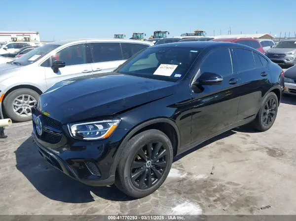 W1N0J8EB7MF914389 2021 MERCEDES-BENZ GLC - Image 2