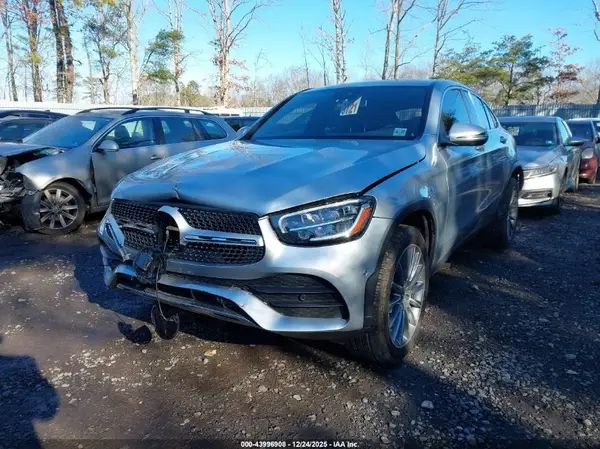 W1N0J8EB8NG057320 2022 MERCEDES-BENZ GLC - Image 2