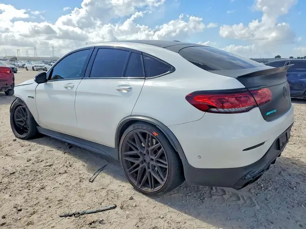 W1N0J8JB0LF802375 2020 MERCEDES-BENZ GLC - Image 2