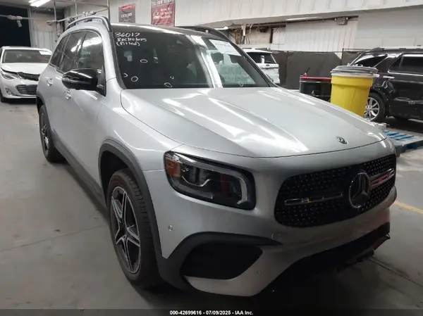 W1N4M4GB0LW027858 2020 MERCEDES-BENZ GLB - Image 1