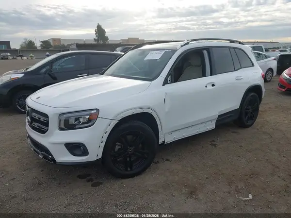 W1N4M4GB0LW041758 2020 MERCEDES-BENZ GLB - Image 2