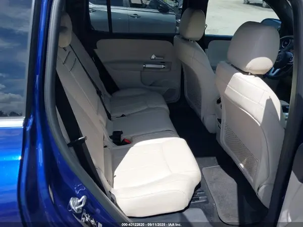 W1N4M4GB0MW103709 2021 MERCEDES-BENZ GLB - Image 8