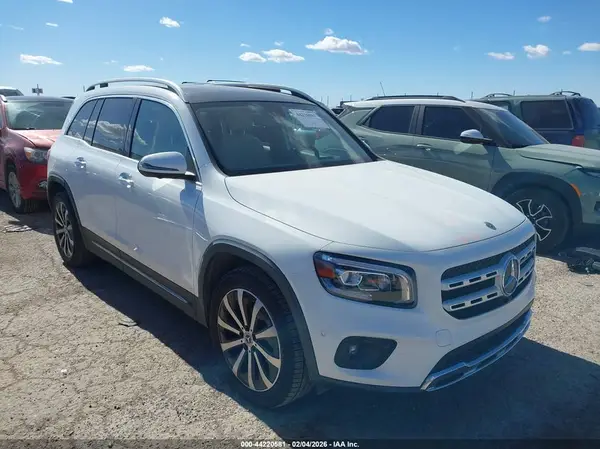 W1N4M4GB0MW143000 2021 MERCEDES-BENZ GLB - Image 1