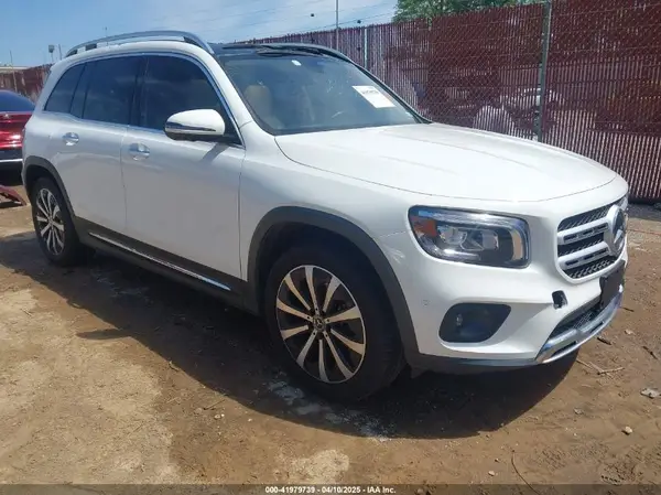 W1N4M4GB0NW258262 2022 MERCEDES-BENZ GLB - Image 1