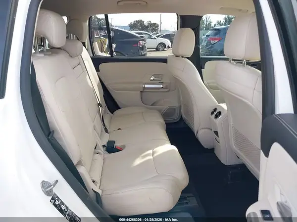 W1N4M4GB1LW025228 2020 MERCEDES-BENZ GLB - Image 8