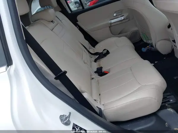 W1N4M4GB1MW091148 2021 MERCEDES-BENZ GLB - Image 8