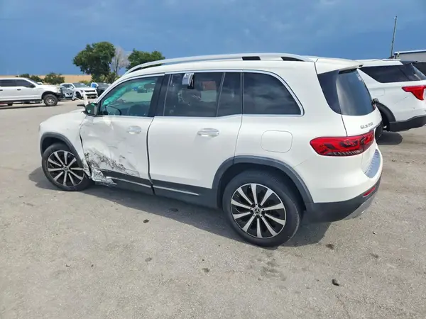 W1N4M4GB1MW130255 2021 MERCEDES-BENZ GLB - Image 2