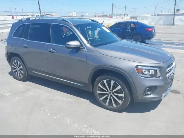 W1N4M4GB1NW177433 2022 MERCEDES-BENZ GLB - Image 1