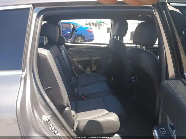W1N4M4GB1NW177433 2022 MERCEDES-BENZ GLB - Image 8