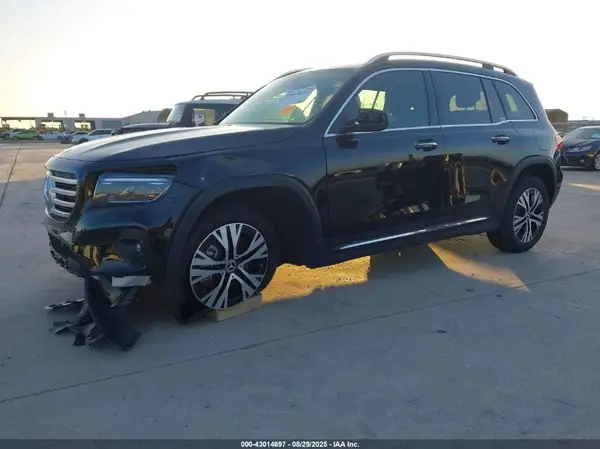 W1N4M4GB1SW388904 2025 MERCEDES-BENZ GLB - Image 2