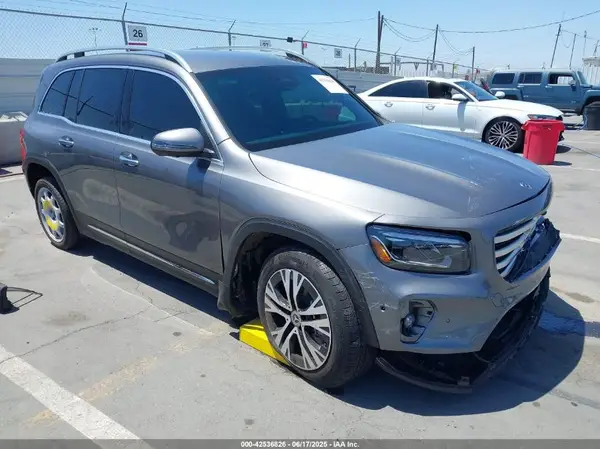 W1N4M4GB1SW416037 2025 MERCEDES-BENZ GLB - Image 1
