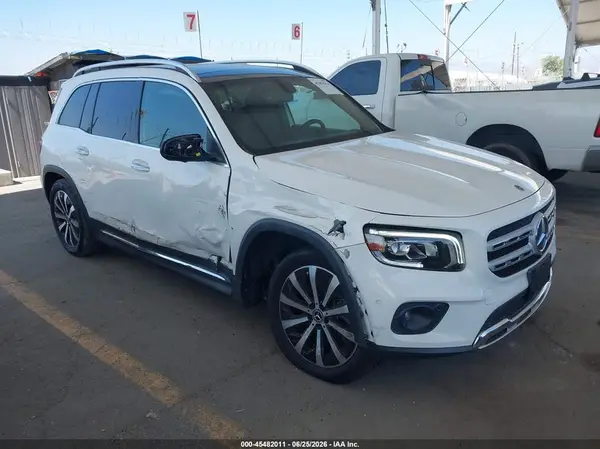 W1N4M4GB2MW103050 2021 MERCEDES-BENZ GLB - Image 1