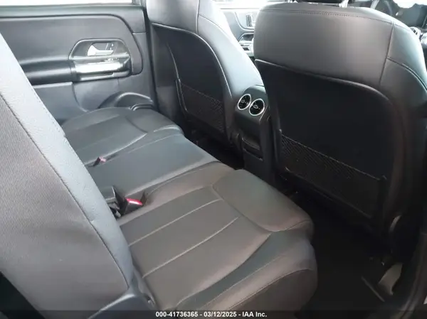 W1N4M4GB2NW236702 2022 MERCEDES-BENZ GLB - Image 8