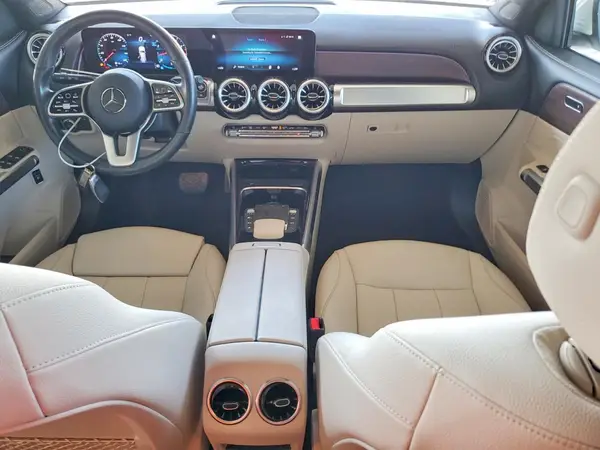 W1N4M4GB2NW247327 2022 MERCEDES-BENZ GLB - Image 8