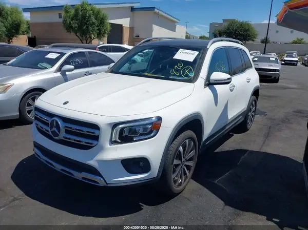 W1N4M4GB2NW257968 2022 MERCEDES-BENZ GLB - Image 2