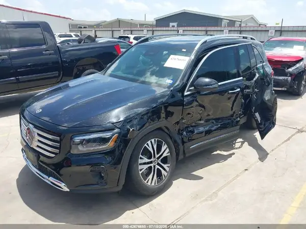 W1N4M4GB2RW378036 2024 MERCEDES-BENZ GLB - Image 2