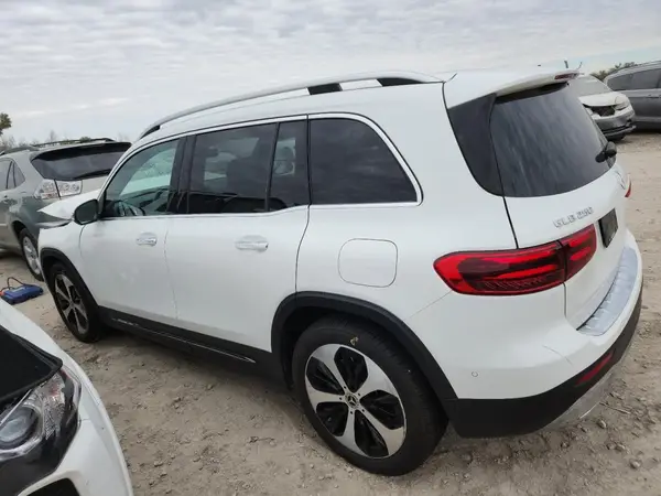 W1N4M4GB2SW384487 2025 MERCEDES-BENZ GLB - Image 2