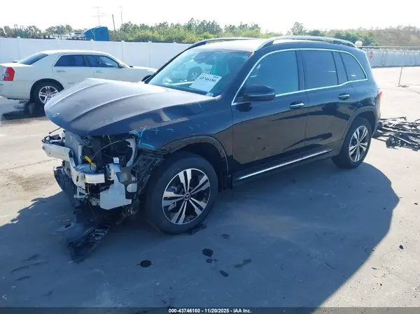 W1N4M4GB2SW403796 2025 MERCEDES-BENZ GLB - Image 2