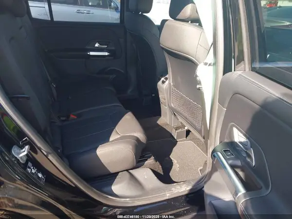 W1N4M4GB2SW403796 2025 MERCEDES-BENZ GLB - Image 8