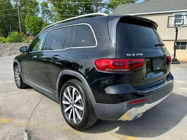 W1N4M4GB3LW015123 2020 MERCEDES-BENZ GLB - Image 2