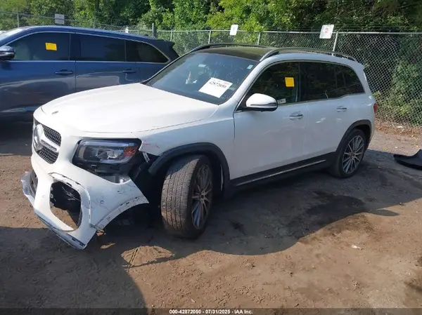W1N4M4GB3MW133674 2021 MERCEDES-BENZ GLB - Image 2