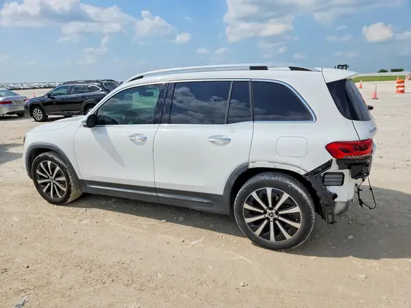 W1N4M4GB3MW158316 2021 MERCEDES-BENZ GLB - Image 2