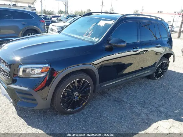 W1N4M4GB3NW183508 2022 MERCEDES-BENZ GLB - Image 2