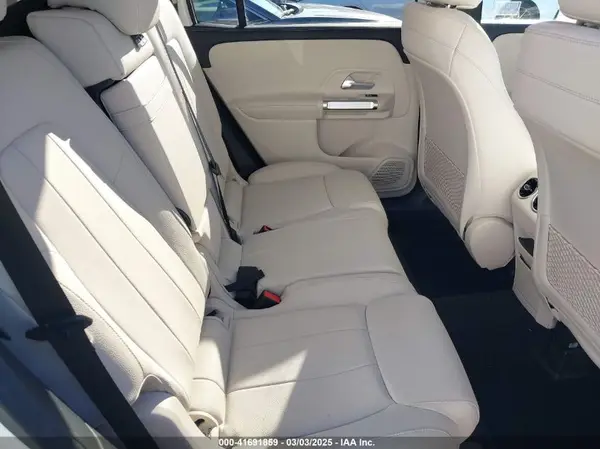 W1N4M4GB4LW027331 2020 MERCEDES-BENZ GLB - Image 8