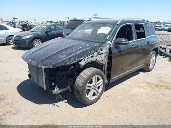W1N4M4GB4LW057865 2020 MERCEDES-BENZ GLB - Image 2