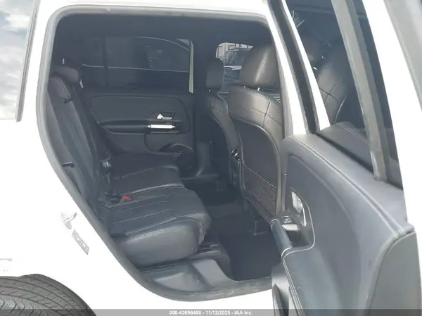 W1N4M4GB4MW105575 2021 MERCEDES-BENZ GLB - Image 8