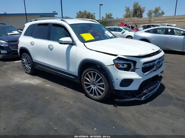 W1N4M4GB4MW120593 2021 MERCEDES-BENZ GLB - Image 1