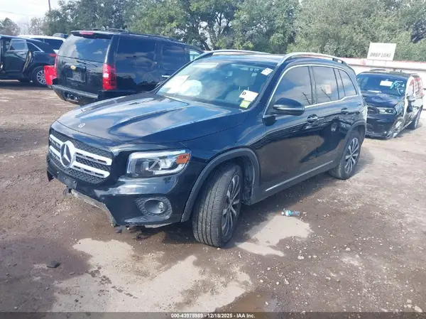 W1N4M4GB4MW129973 2021 MERCEDES-BENZ GLB - Image 2