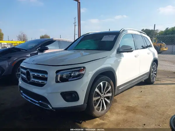 W1N4M4GB4NW175384 2022 MERCEDES-BENZ GLB - Image 2