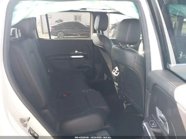 W1N4M4GB4NW175384 2022 MERCEDES-BENZ GLB - Image 8