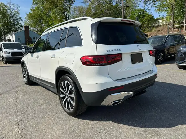 W1N4M4GB4PW280333 2023 MERCEDES-BENZ GLB - Image 2