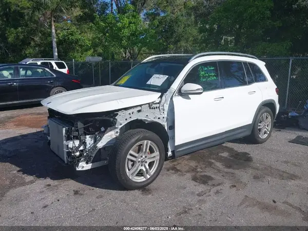 W1N4M4GB4PW294054 2023 MERCEDES-BENZ GLB - Image 2