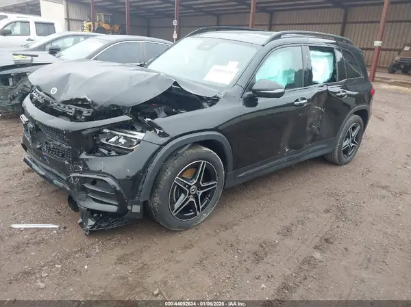 W1N4M4GB4RW359374 2024 MERCEDES-BENZ GLB - Image 2