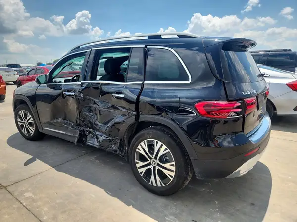 W1N4M4GB4SW415092 2025 MERCEDES-BENZ GLB - Image 2