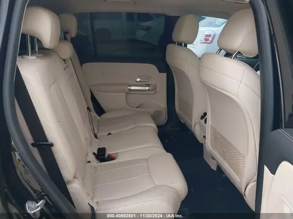 W1N4M4GB5MW102619 2021 MERCEDES-BENZ GLB - Image 8