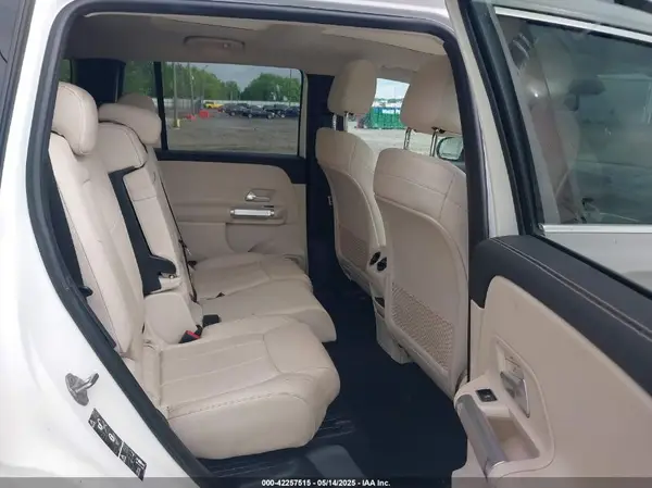 W1N4M4GB5MW120960 2021 MERCEDES-BENZ GLB - Image 8