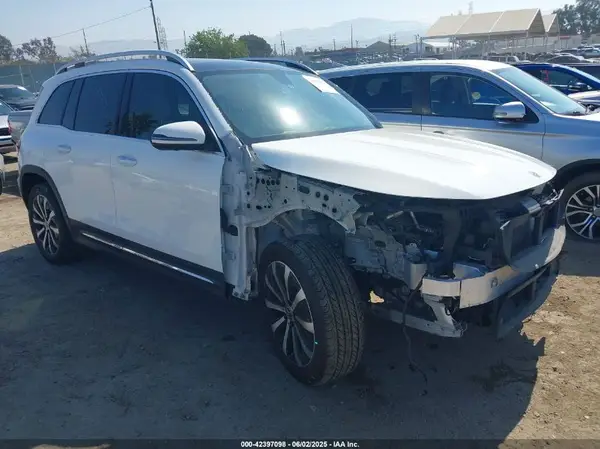 W1N4M4GB5NW174938 2022 MERCEDES-BENZ GLB - Image 1